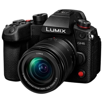 PANASONIC LUMIX GH6 + ÓPTICA Cámara mirrorless con sensor 25.2MP con óptica 12-60mm F3.5-5.6.