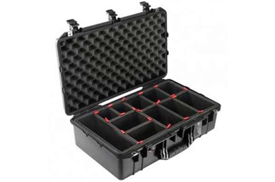 PELI 15550-0050-110E PELI AIR 1555. Maleta con organizador TrekPak.