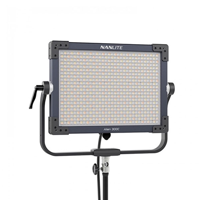 NANLITE ALIEN 300C Panel de luz led RGBWW de 6,6 kg